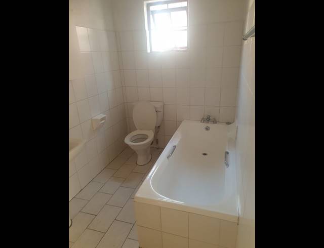 2 BEDROOM APARTMENT FOR SALE IN PELHAM